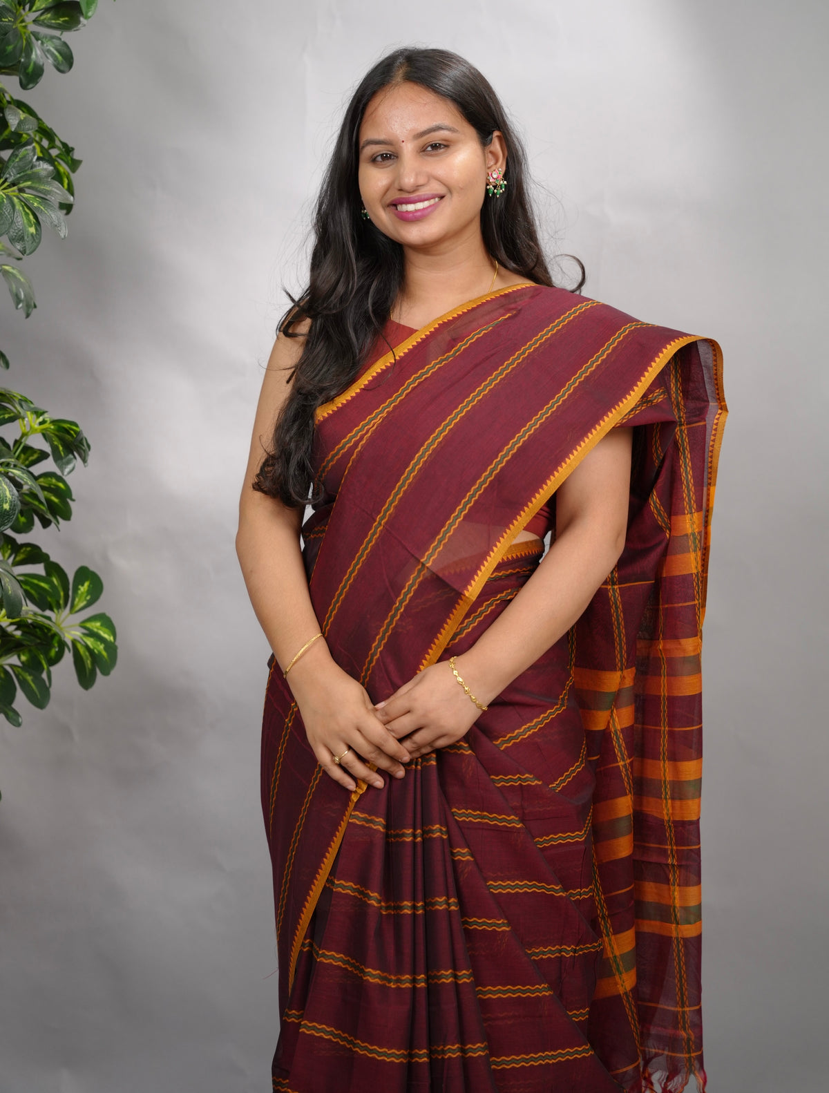 Maroon Narayanpet Cotton Saree | Looms & Tassels