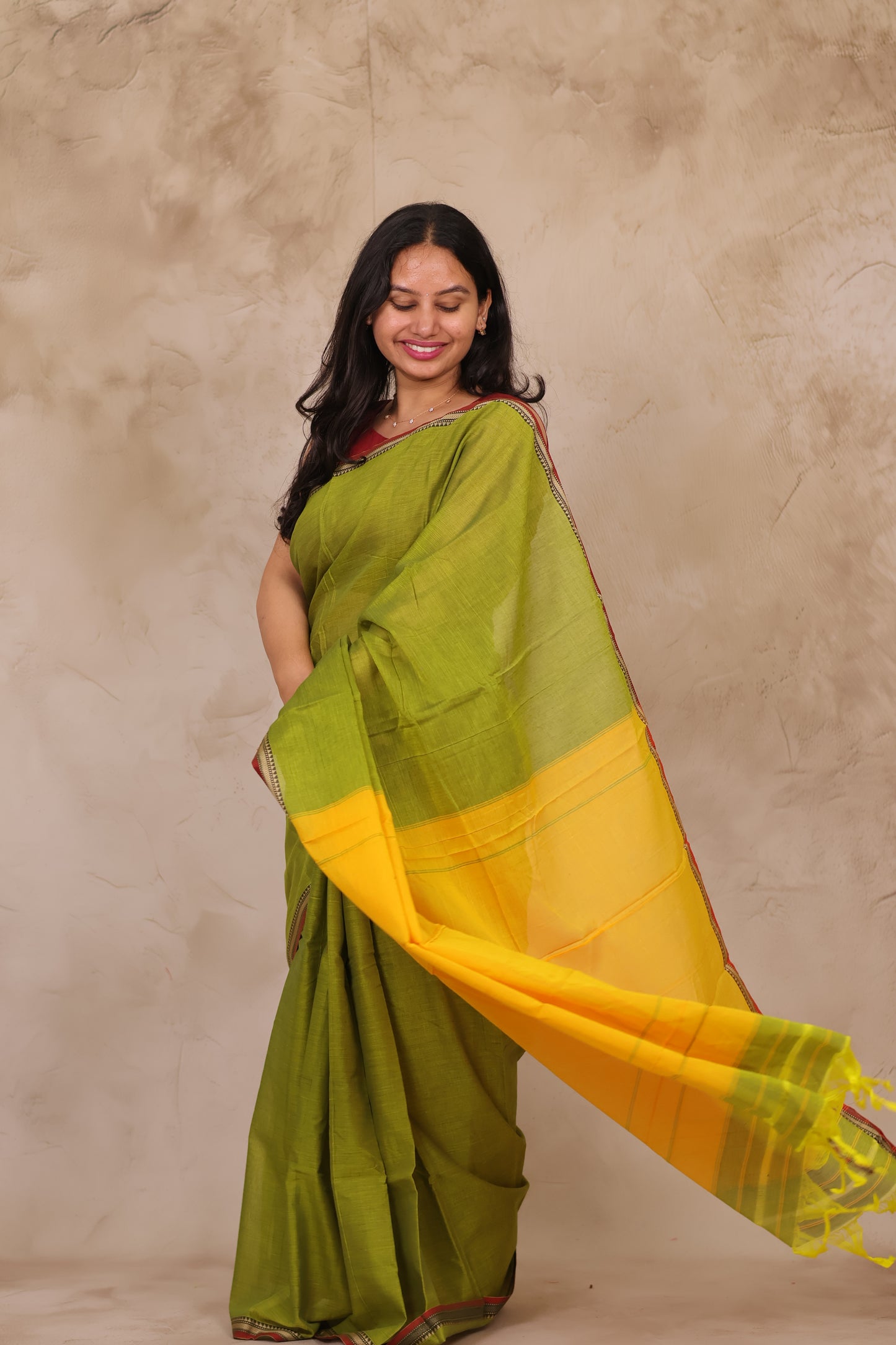 Green Narayanpet Cotton Saree | Looms & Tassels