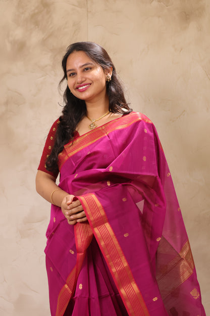 Magenta Handloom Maheswari Silk Cotton Sarees | Looms & Tassels