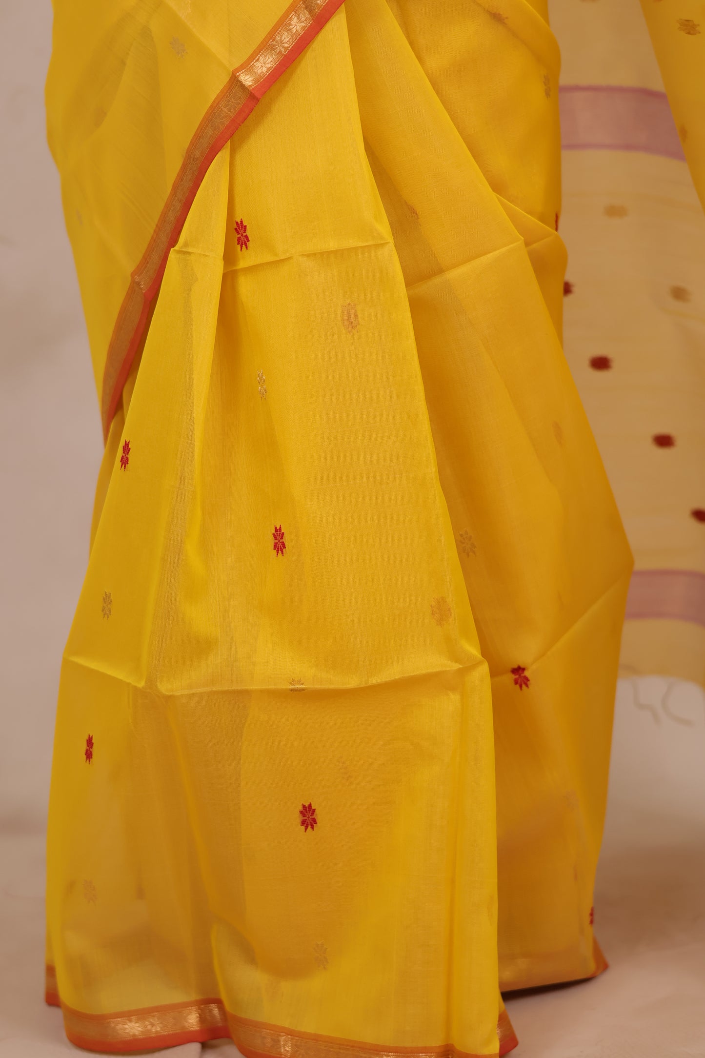Yellow Handloom Maheswari Silk Cotton Sarees | Looms & Tassels