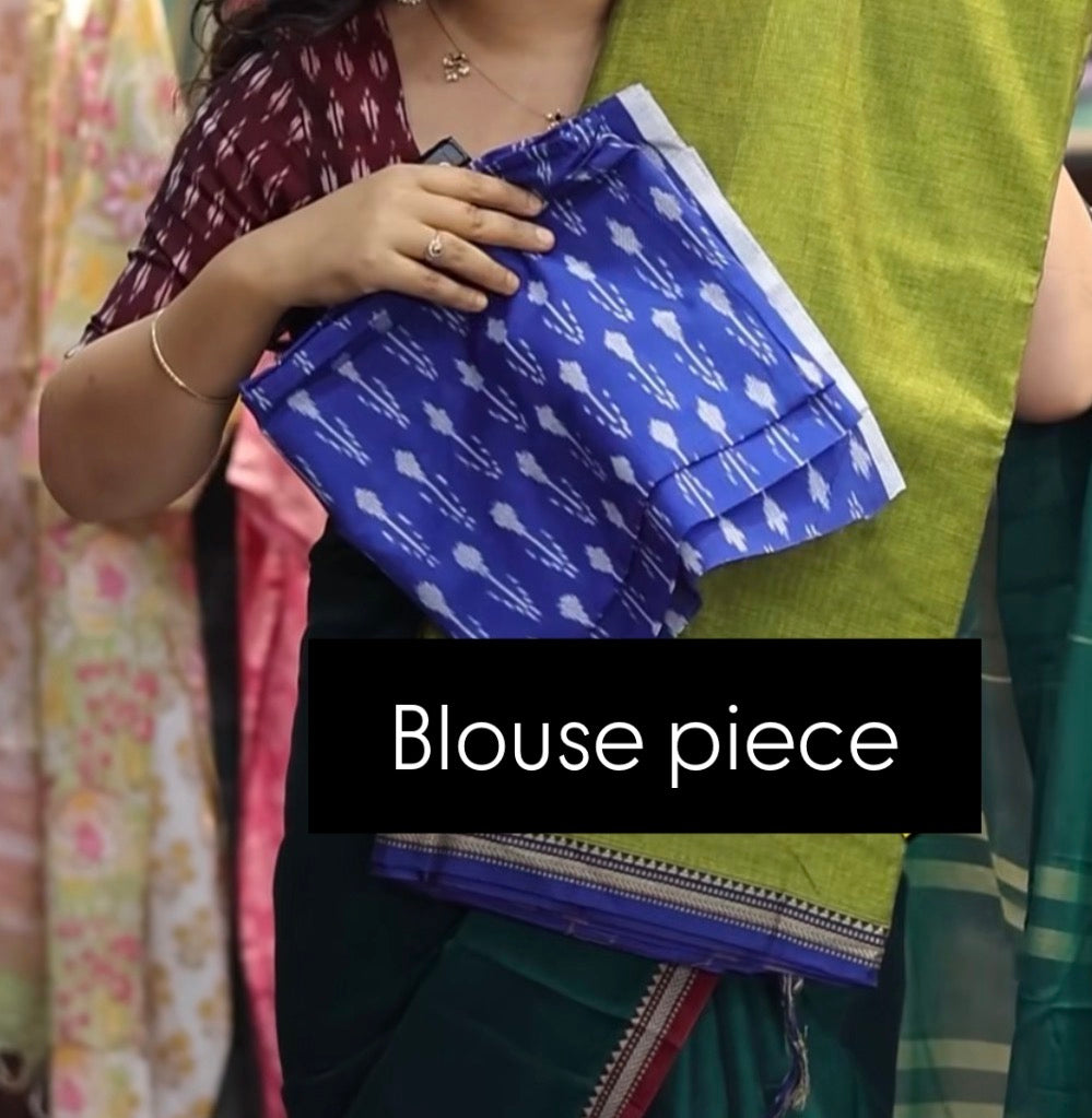 Green Narayanpet Cotton Saree with Ikkat Blouse Piece | Looms & Tassels