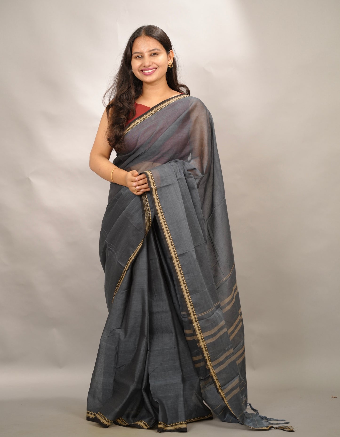 Elephant Grey Narayanpet Cotton Saree | Looms & Tassels