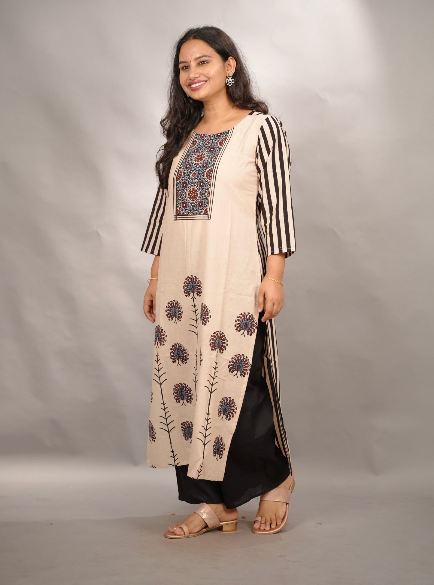Cream Ajrakh Pattern Hand Block printed Kurti | Looms & Tassels