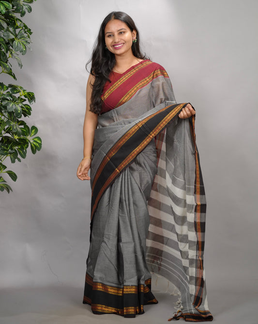 Grey Narayanpet Cotton Saree With Ganga And Jamuna Border | Looms & Tassels
