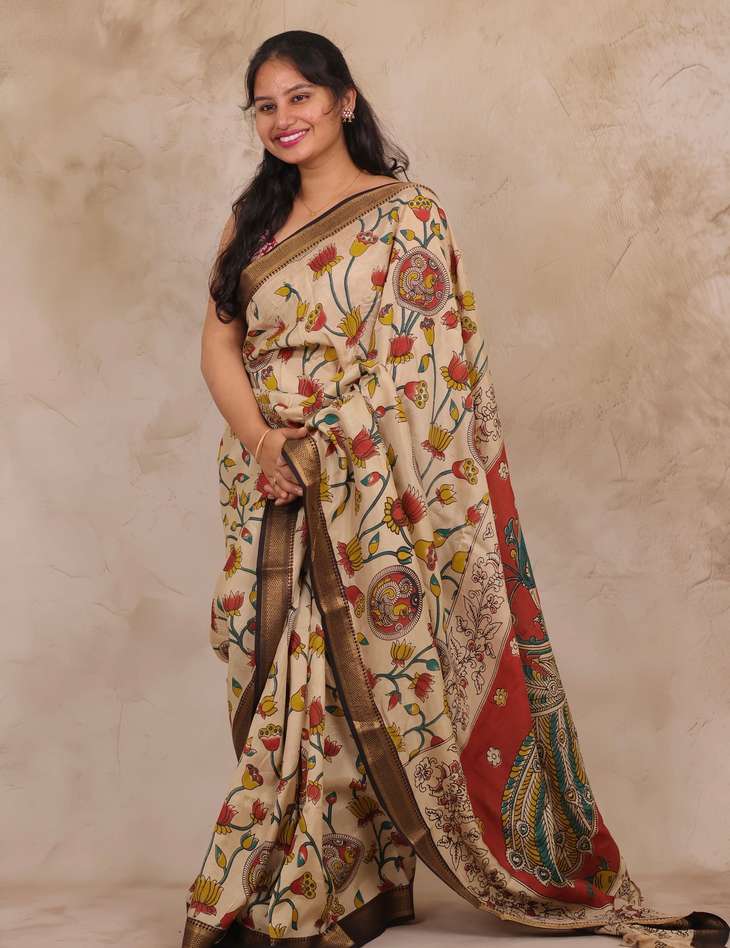 Cream Lotus Kalamkari Nizam Border Chennur Silk Saree | Looms & Tassels