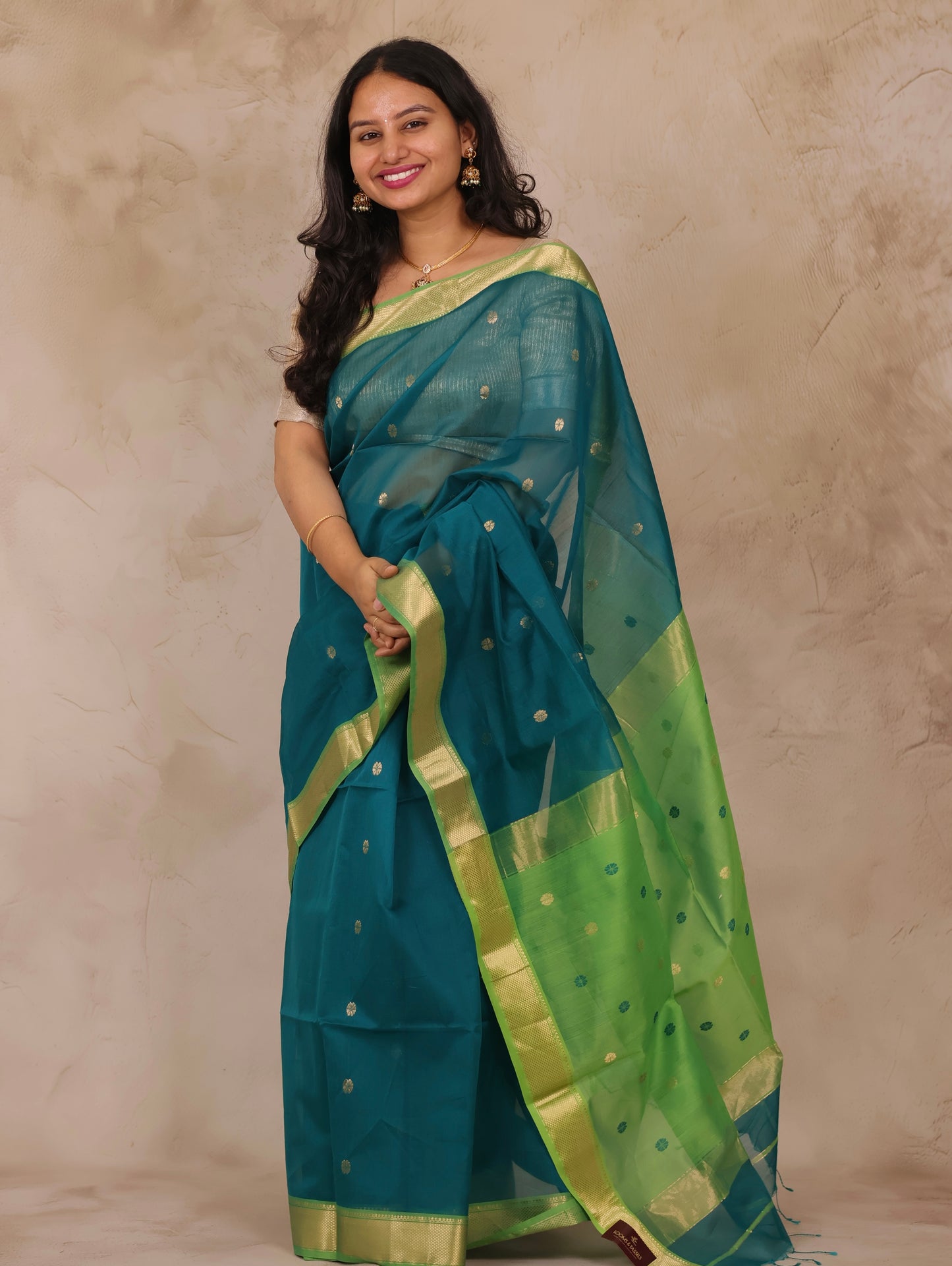 Rama Green Handloom Maheswari Silk Cotton Sarees | Looms & Tassels