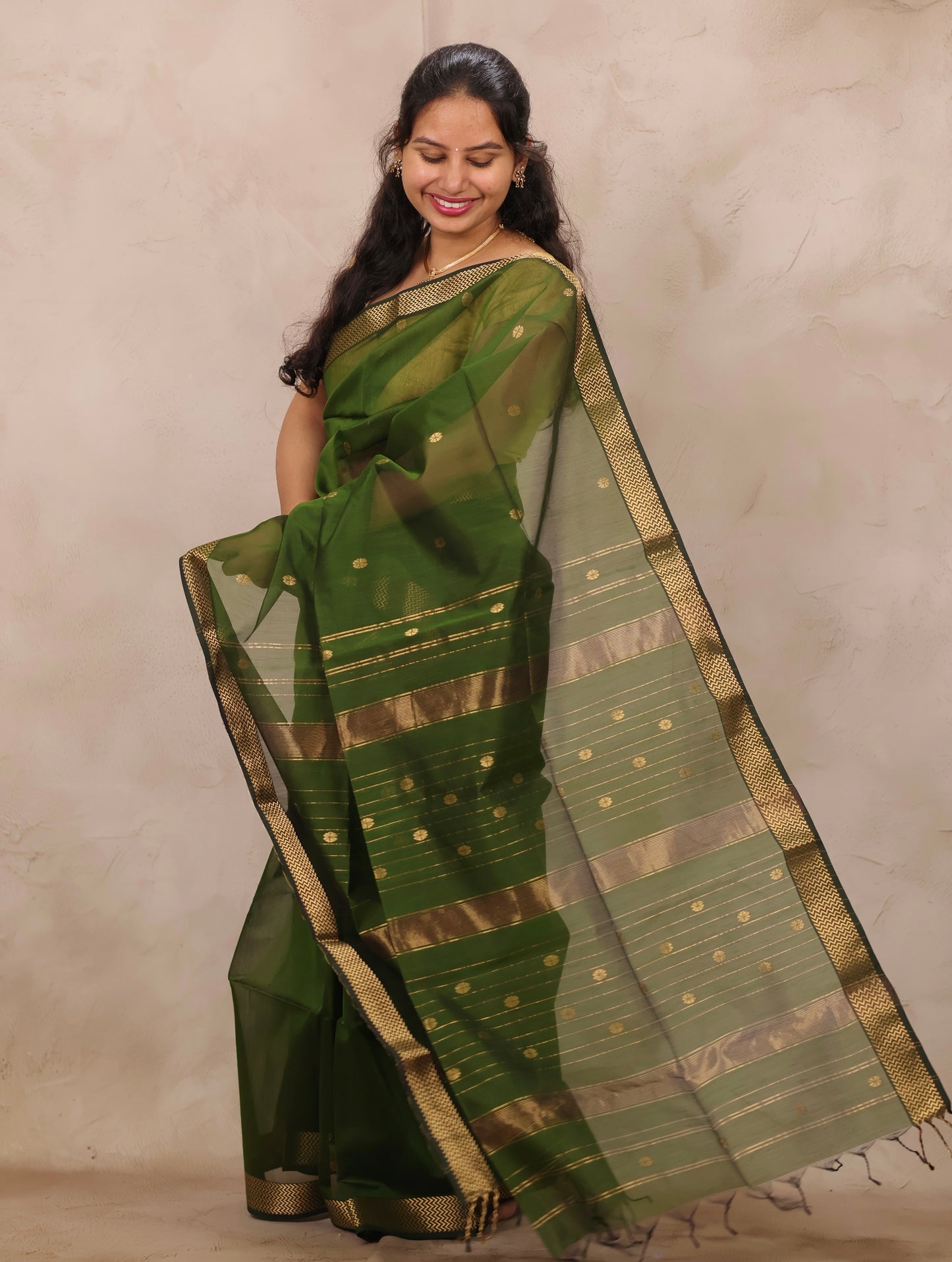 Green Handloom Maheswari Silk Cotton Sarees | Looms & Tassels