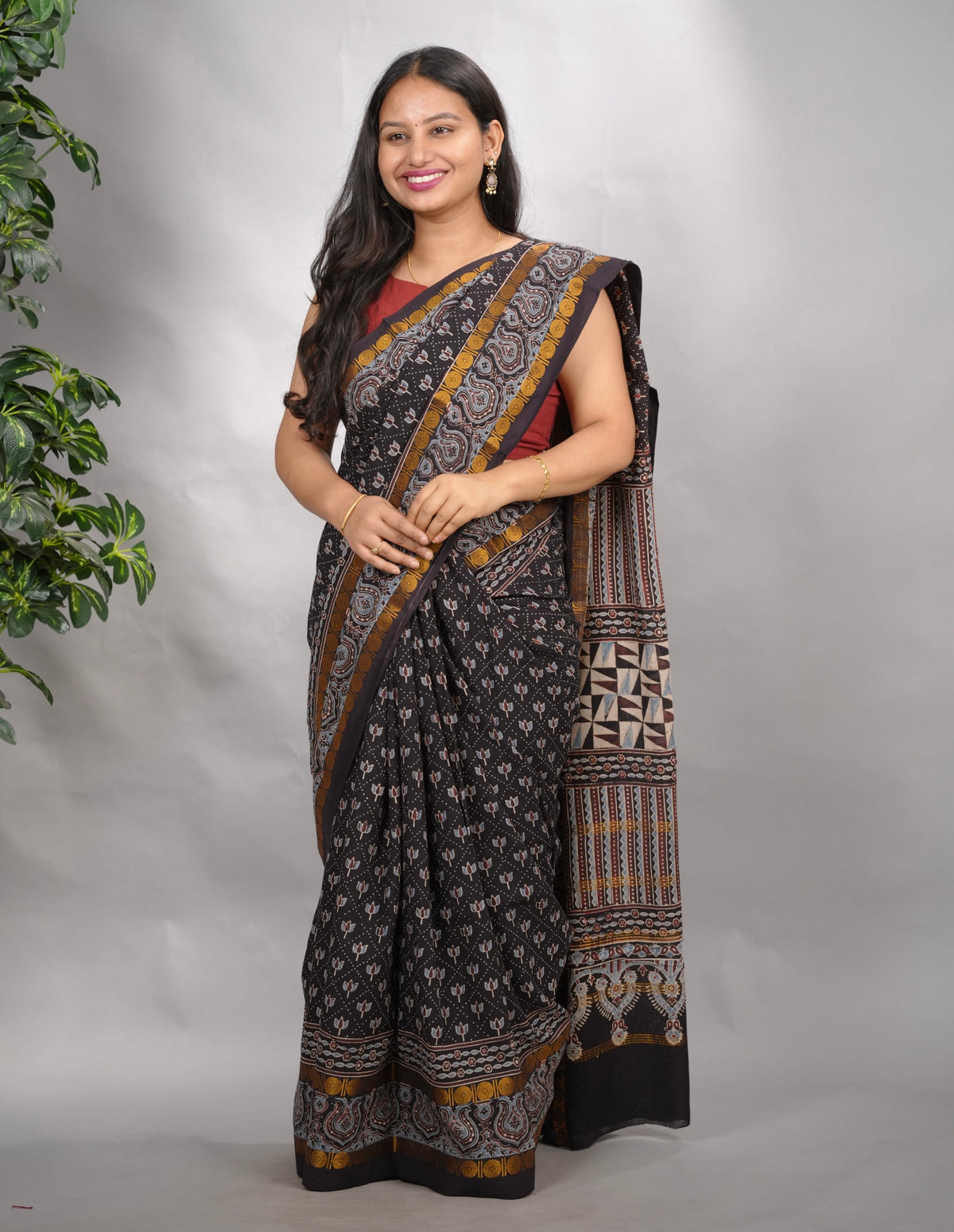 Black Ajrakh Hand Block Printed Sungudi Cotton Saree | Looms & Tassels