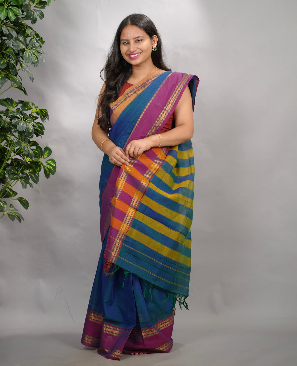 Peacock Blue Narayanpet Cotton Saree With Ganga And Jamuna Border | Looms & Tassels