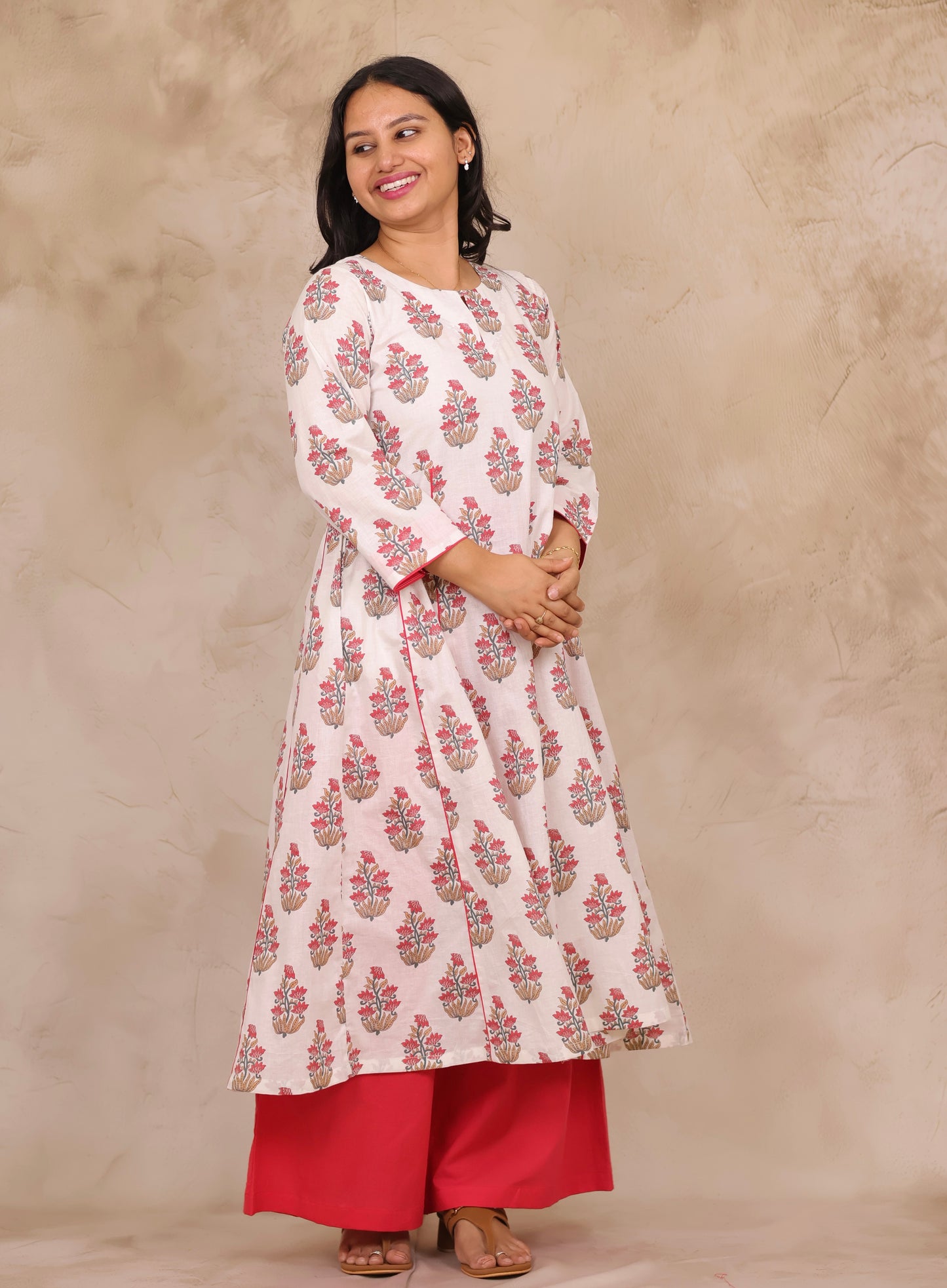 Off White Floral Mul Cotton Kurta with Red Palazzo Set | Looms & Tassels