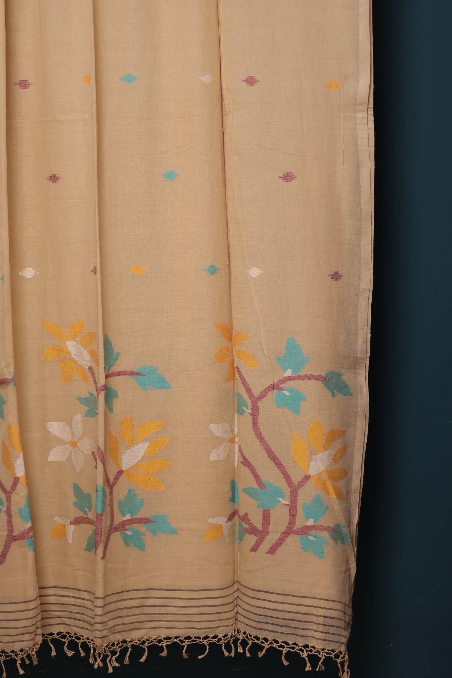 Cream Pure Handwoven Jamdhani Malai Cotton Saree