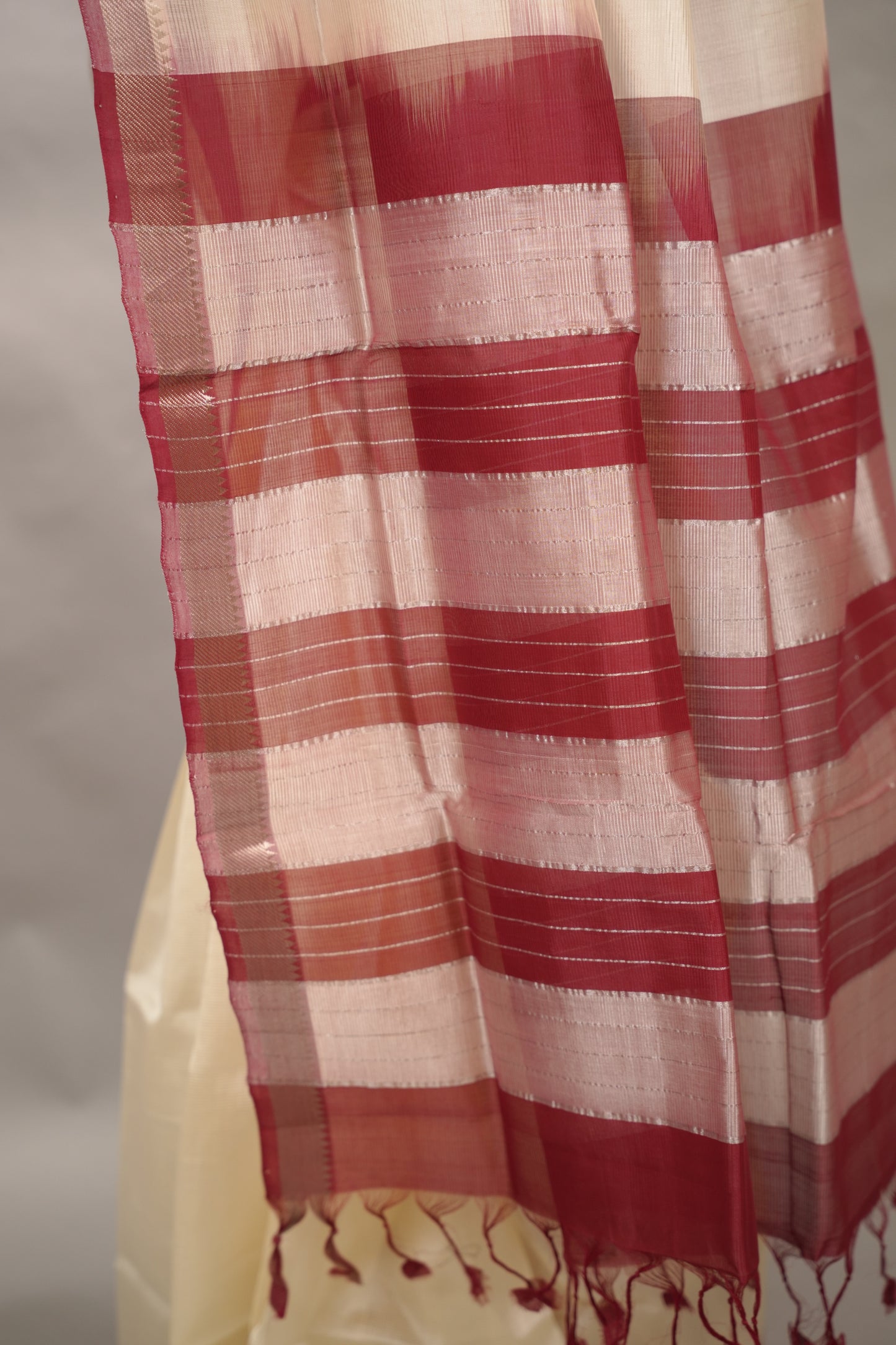 Off White & Maroon Handloom Mangalagiri Silk Saree| Looms & Tassels