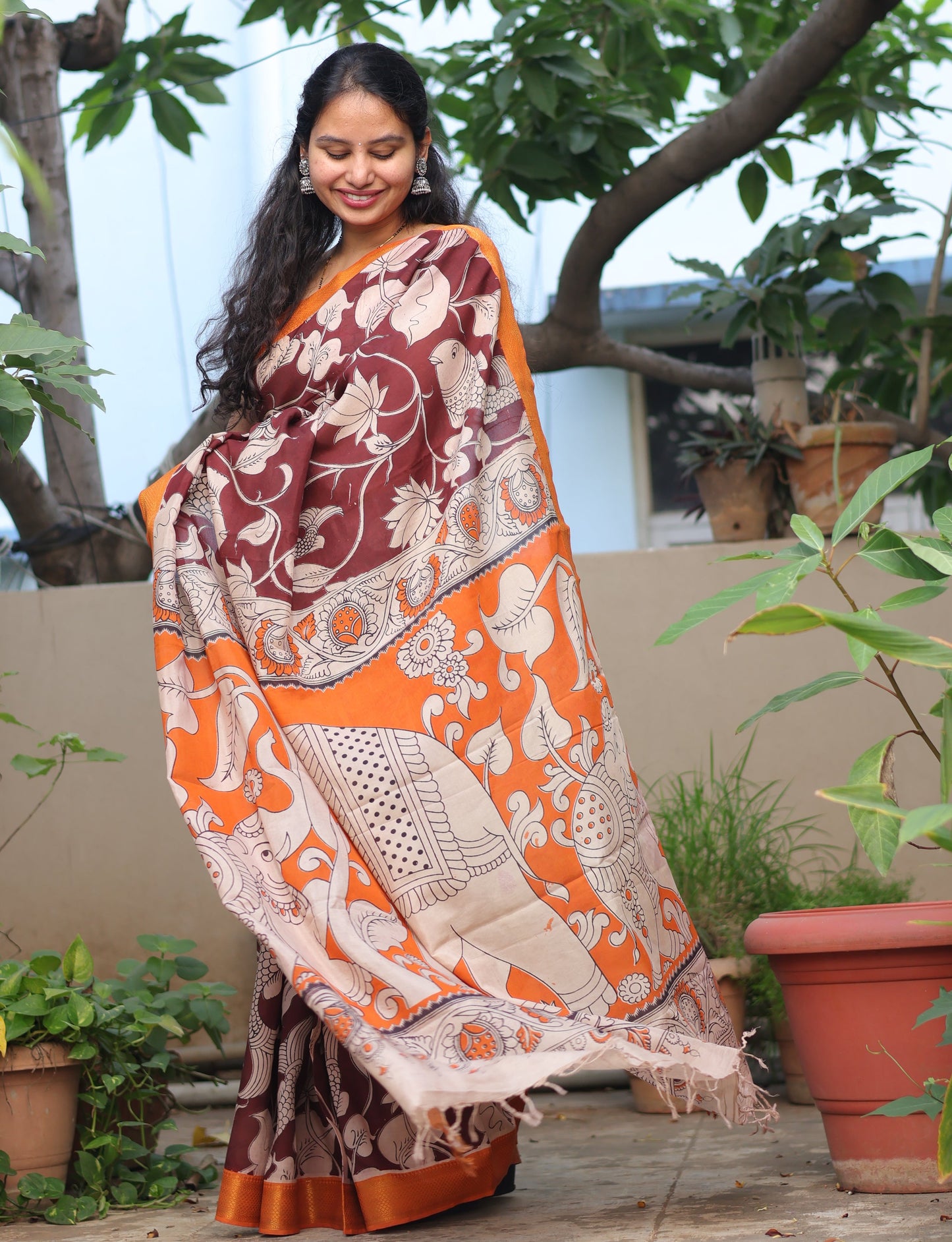 Brown Floral & Fish Kalamkari Silk Handcrafted Nizam Border Saree