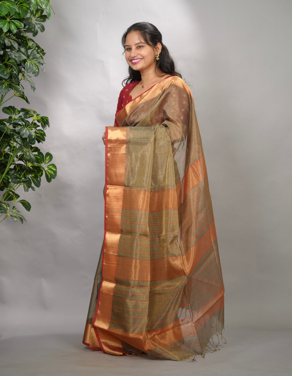 Checks Handloom Maheswari Tissue Silk Cotton Sarees | Looms & Tassels