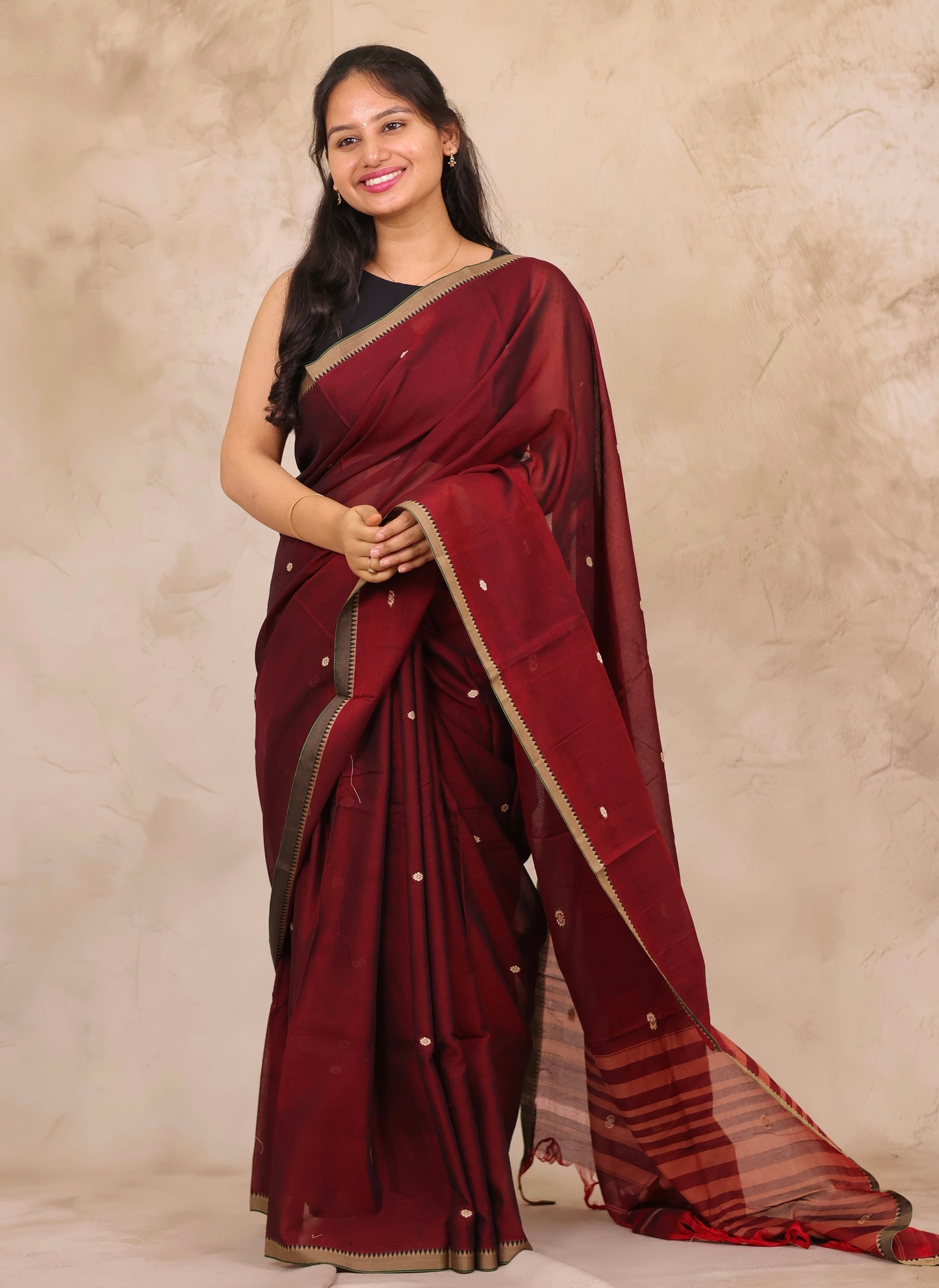 Maroon Narayanpet Cotton Saree With Butta Weaving | Looms & Tassels