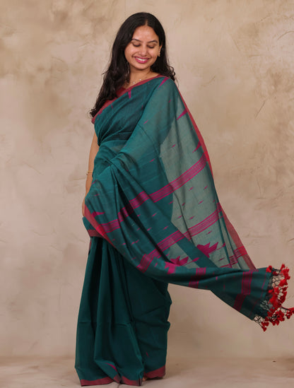Emerald Green Handwoven Malai Cotton Saree| Looms & Tassels