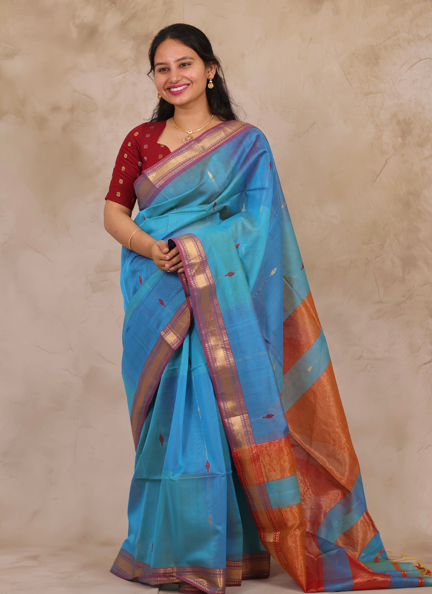 Dual Shade Blue Handloom Maheswari Silk Cotton Sarees | Looms & Tassels