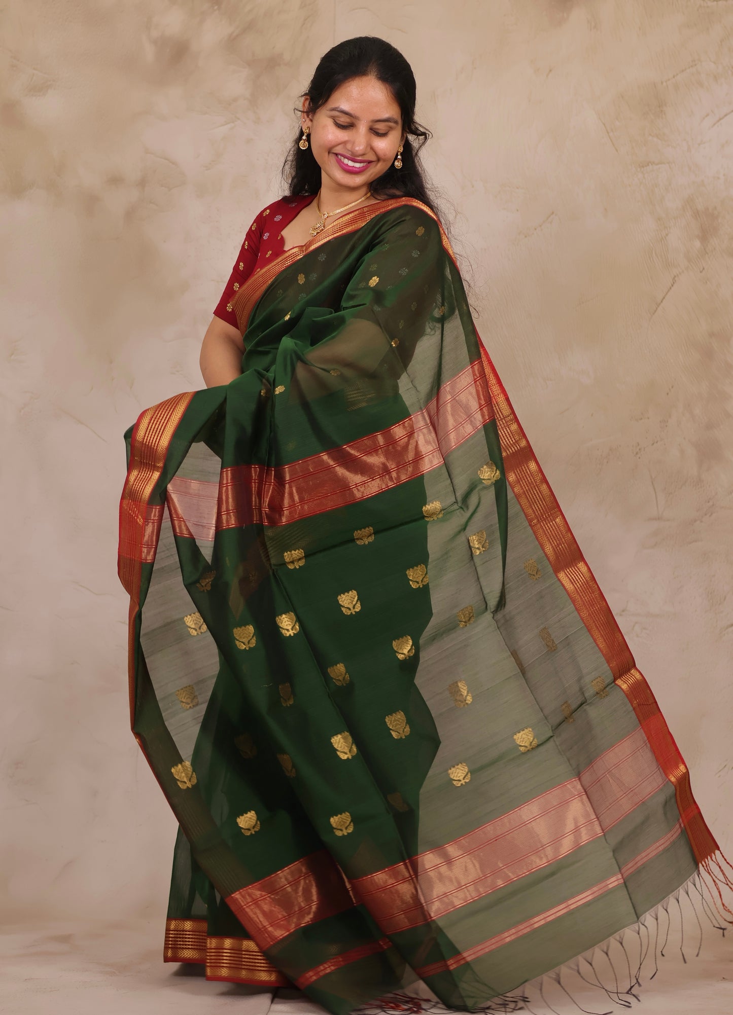 Green Handloom Maheswari Silk Cotton Sarees | Looms & Tassels