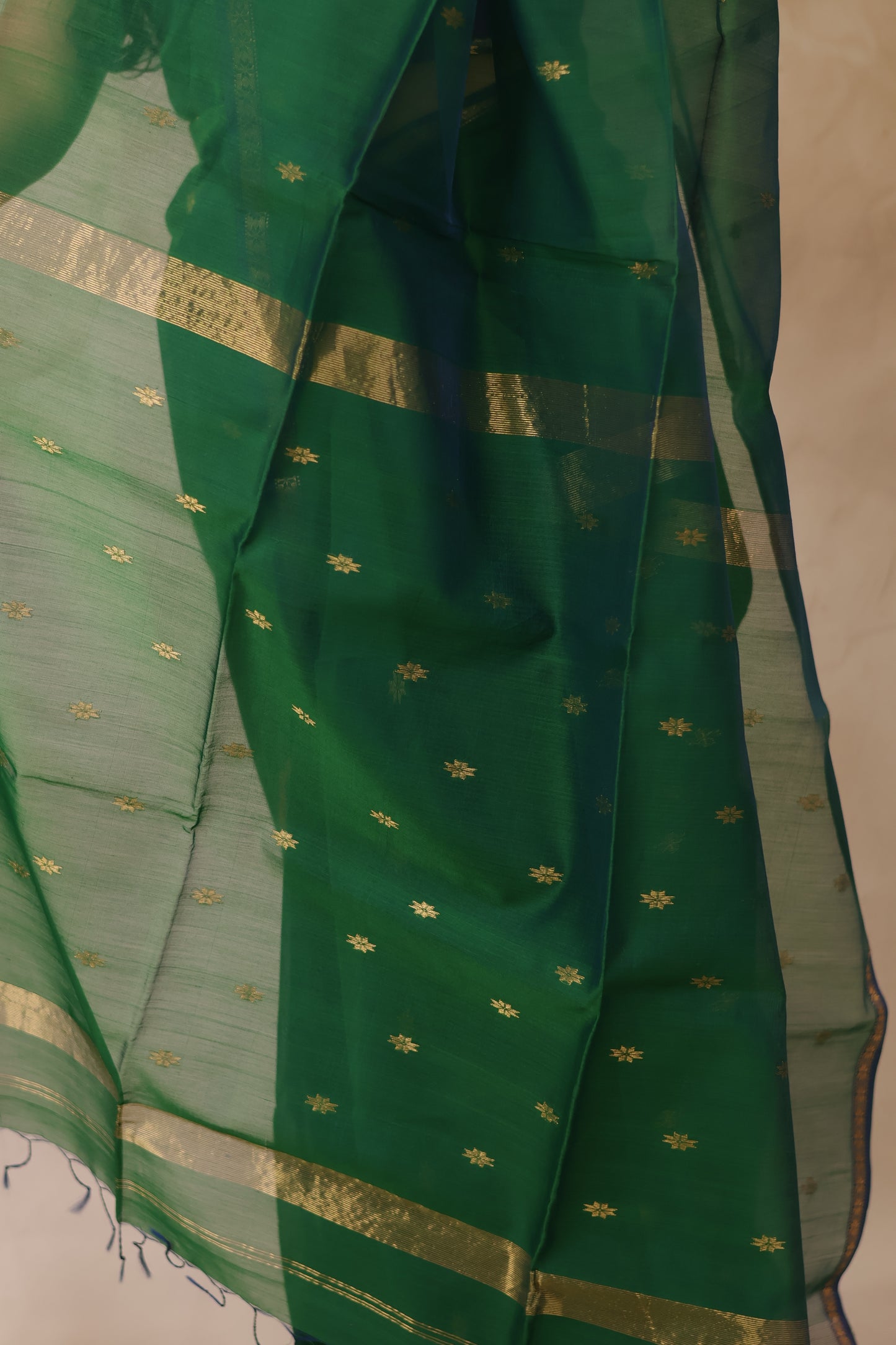Green Handloom Maheswari Silk Cotton Sarees | Looms & Tassels