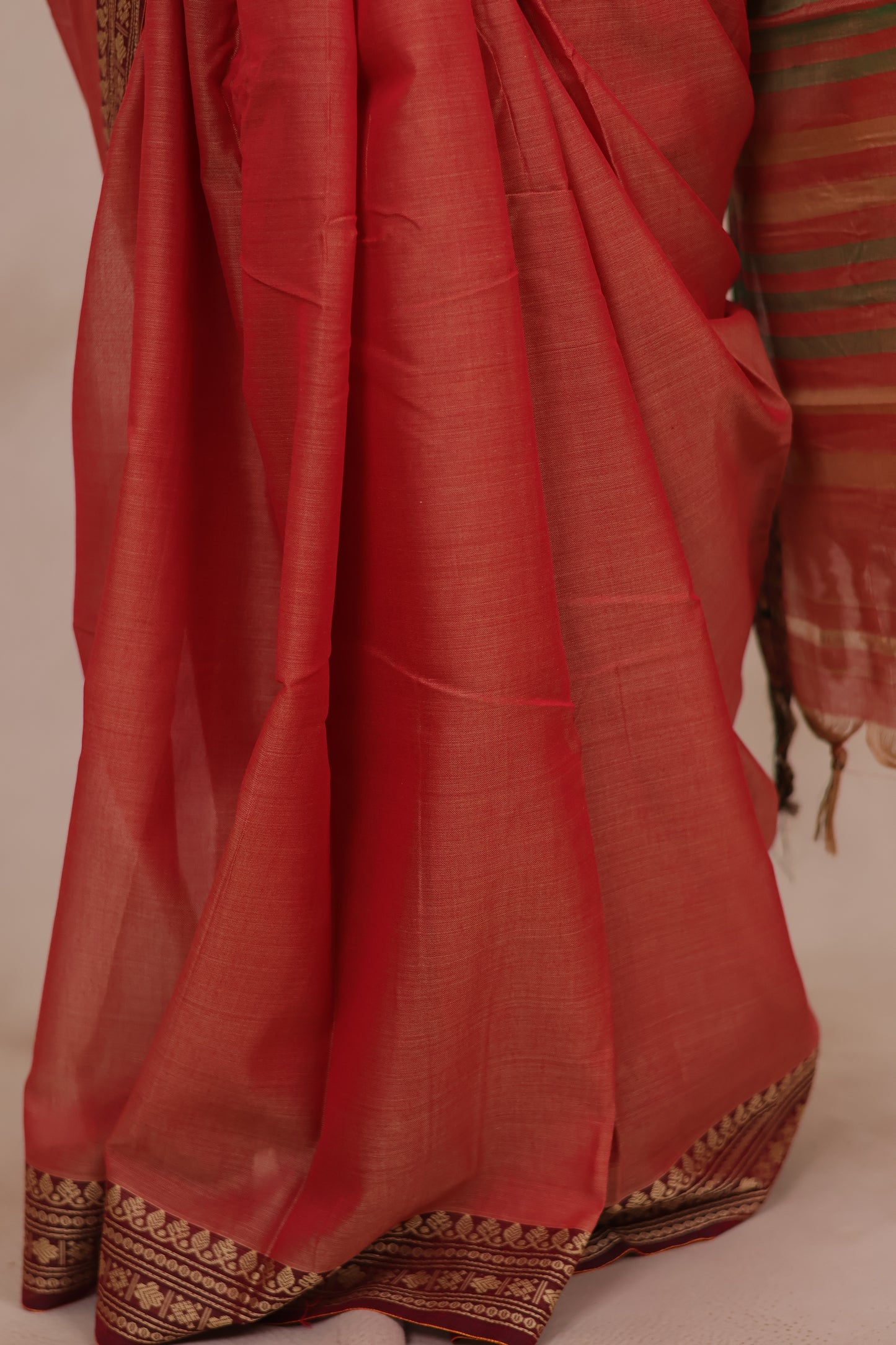 Onion Pink Narayanpet Cotton Saree | Looms & Tassels