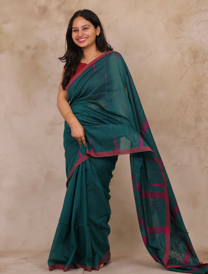 Emerald Green Handwoven Malai Cotton Saree| Looms & Tassels
