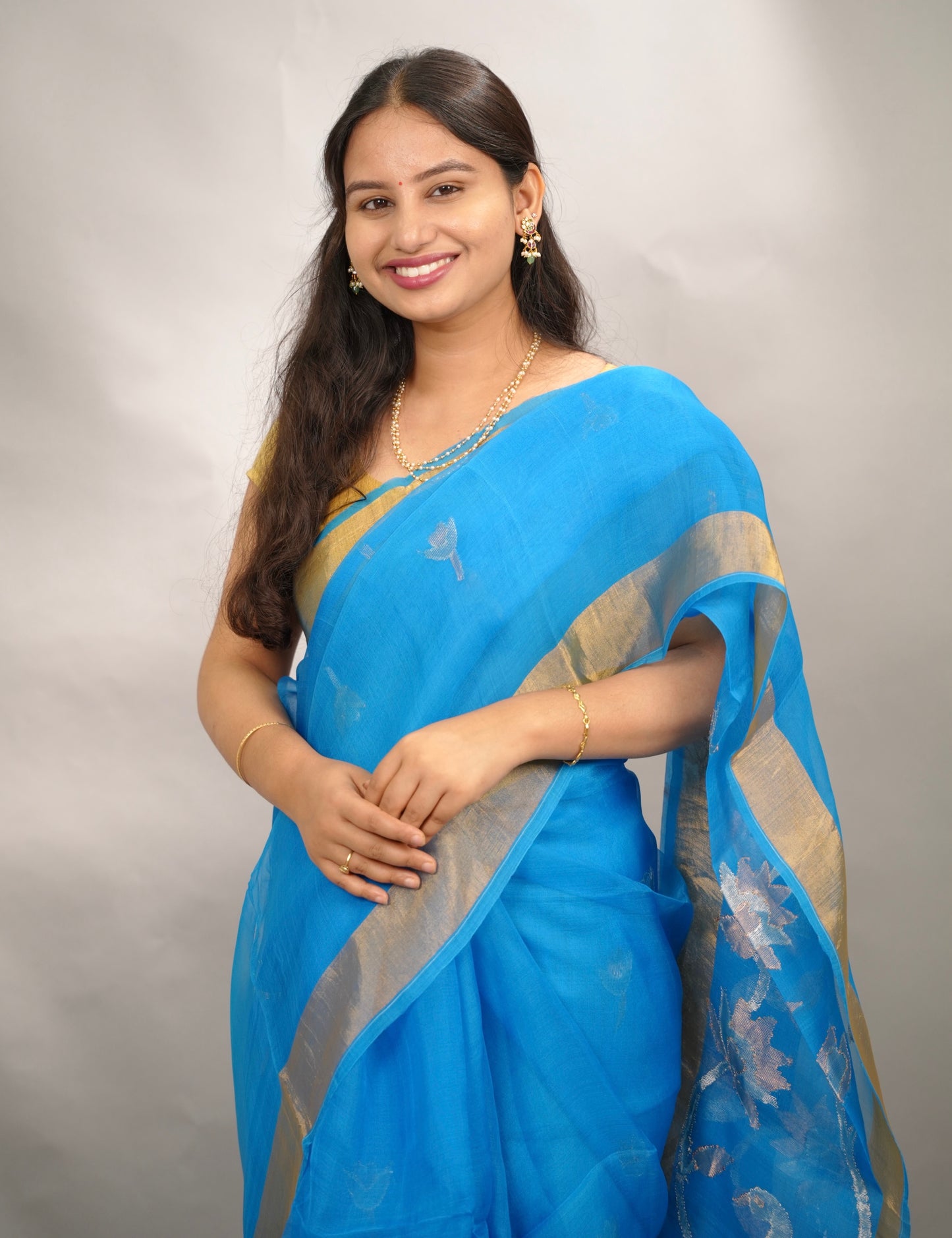 Blue Handloom Muslin Silk Saree With jamdhani weaving | Looms & Tassels