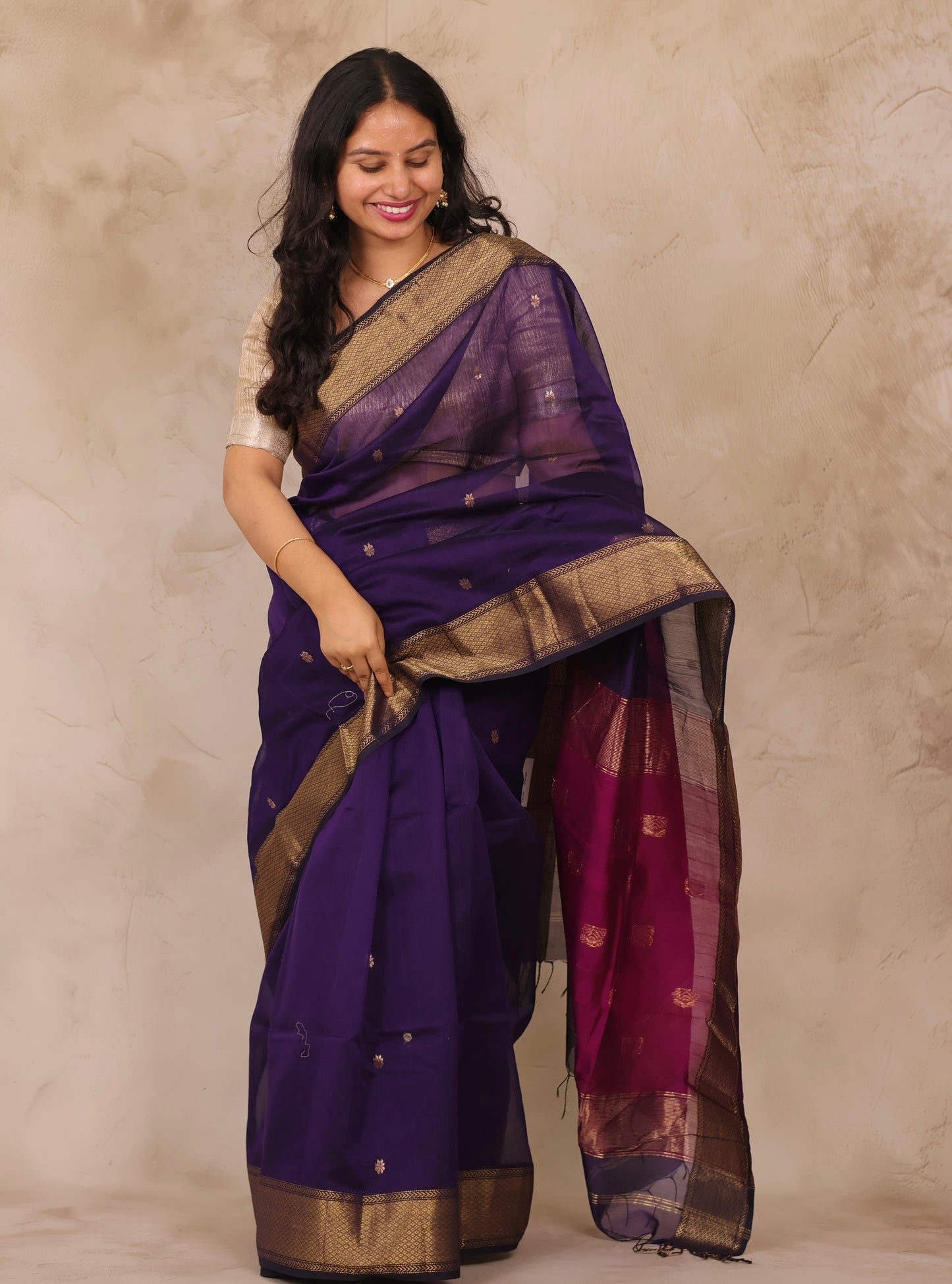 Violet Handloom Maheswari Silk Cotton Sarees | Looms & Tassels