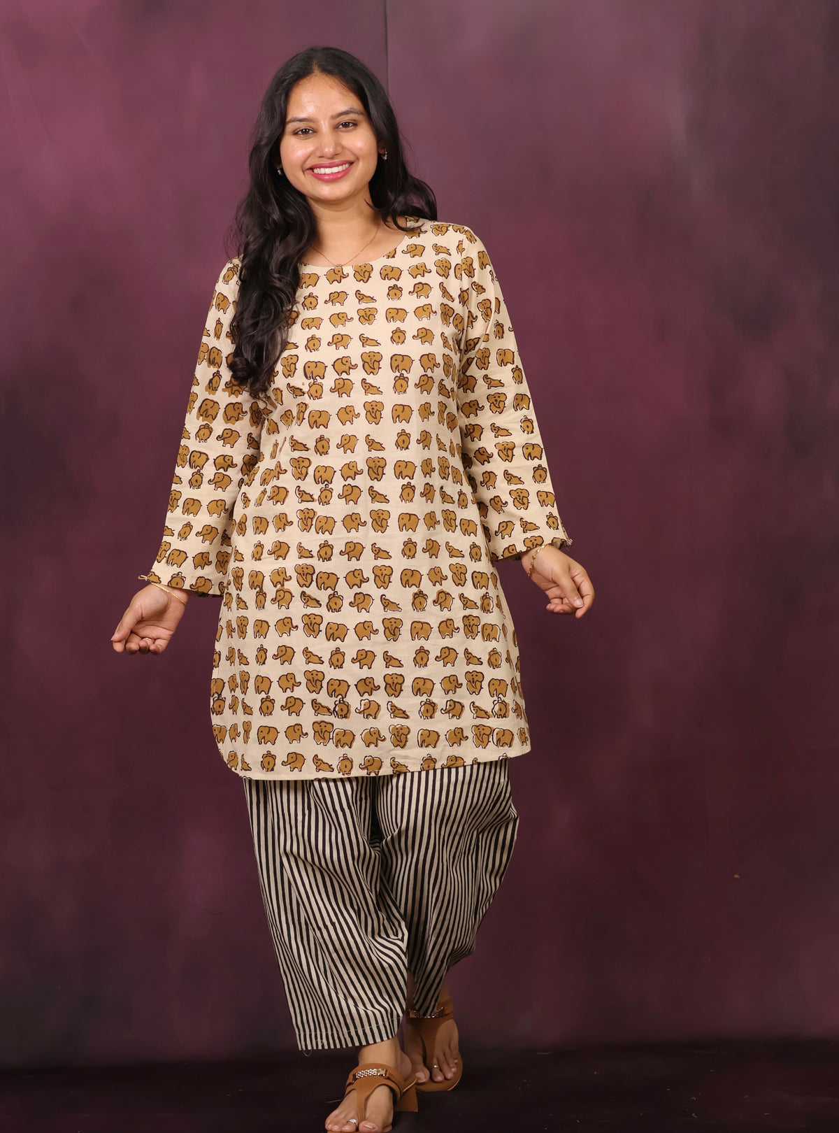 Cream Pure Mul Cotton Co-ord Set (Set of 2) | Looms & Tassels