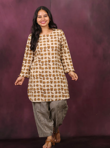 Cream Pure Mul Cotton Co-ord Set (Set of 2) | Looms & Tassels