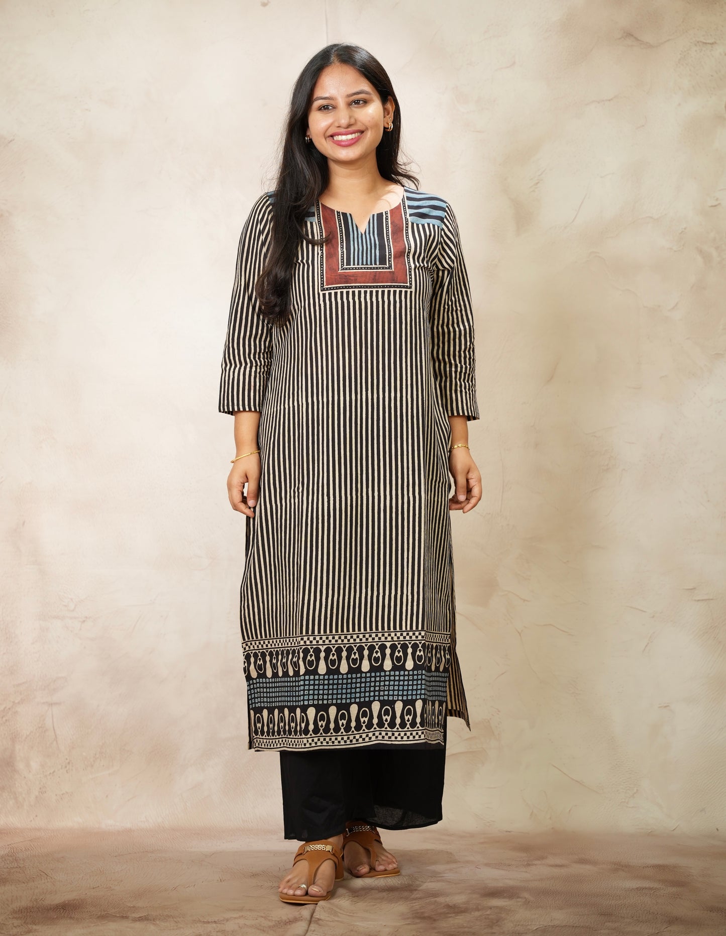 Black & White Ajrakh Pattern Hand Block printed Kurti | Looms & Tassels