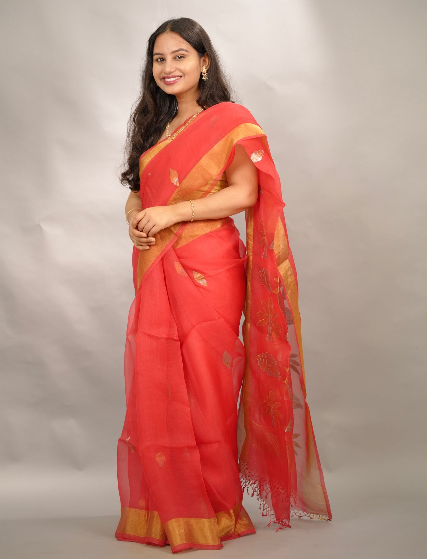 Orange Handloom Muslin Silk Saree With jamdhani weaving | Looms & Tassels
