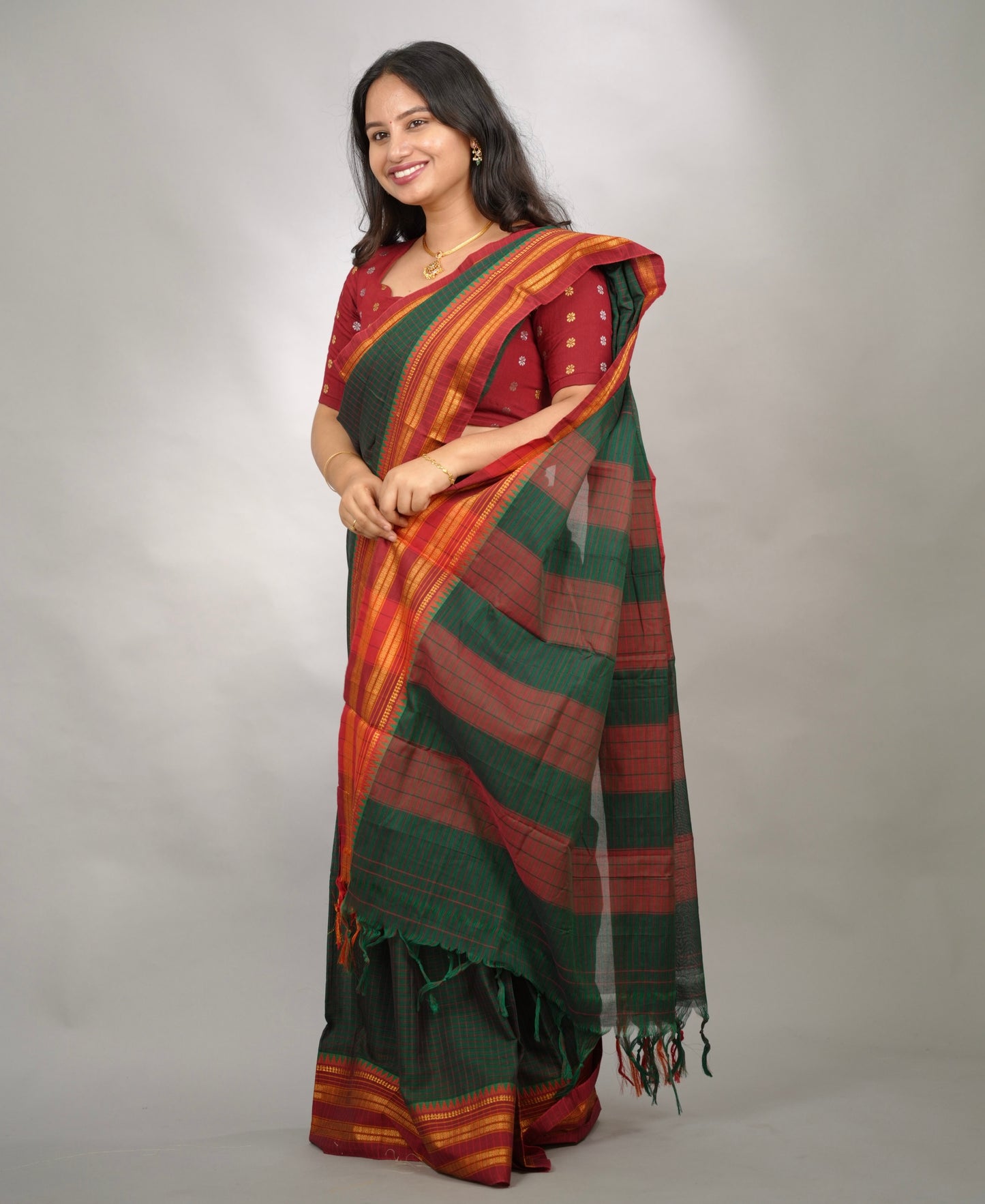 Bottle Green Checks Narayanpet Cotton Saree with Traditional contrast Border | Looms & Tassels