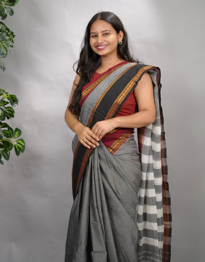 Grey Narayanpet Cotton Saree With Ganga And Jamuna Border | Looms & Tassels