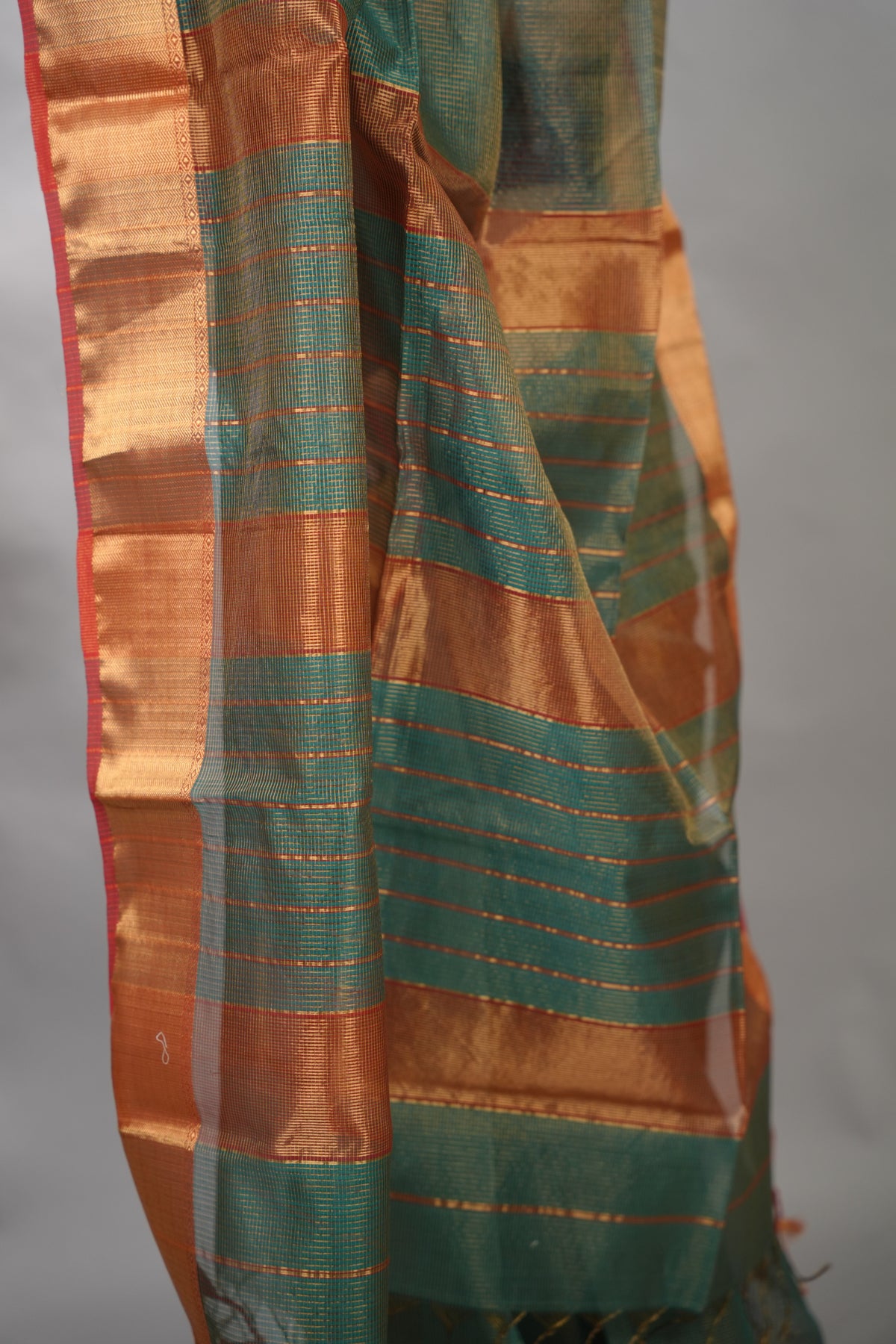 Sea Green Checks Handloom Maheswari Tissue Silk Cotton Sarees | Looms & Tassels