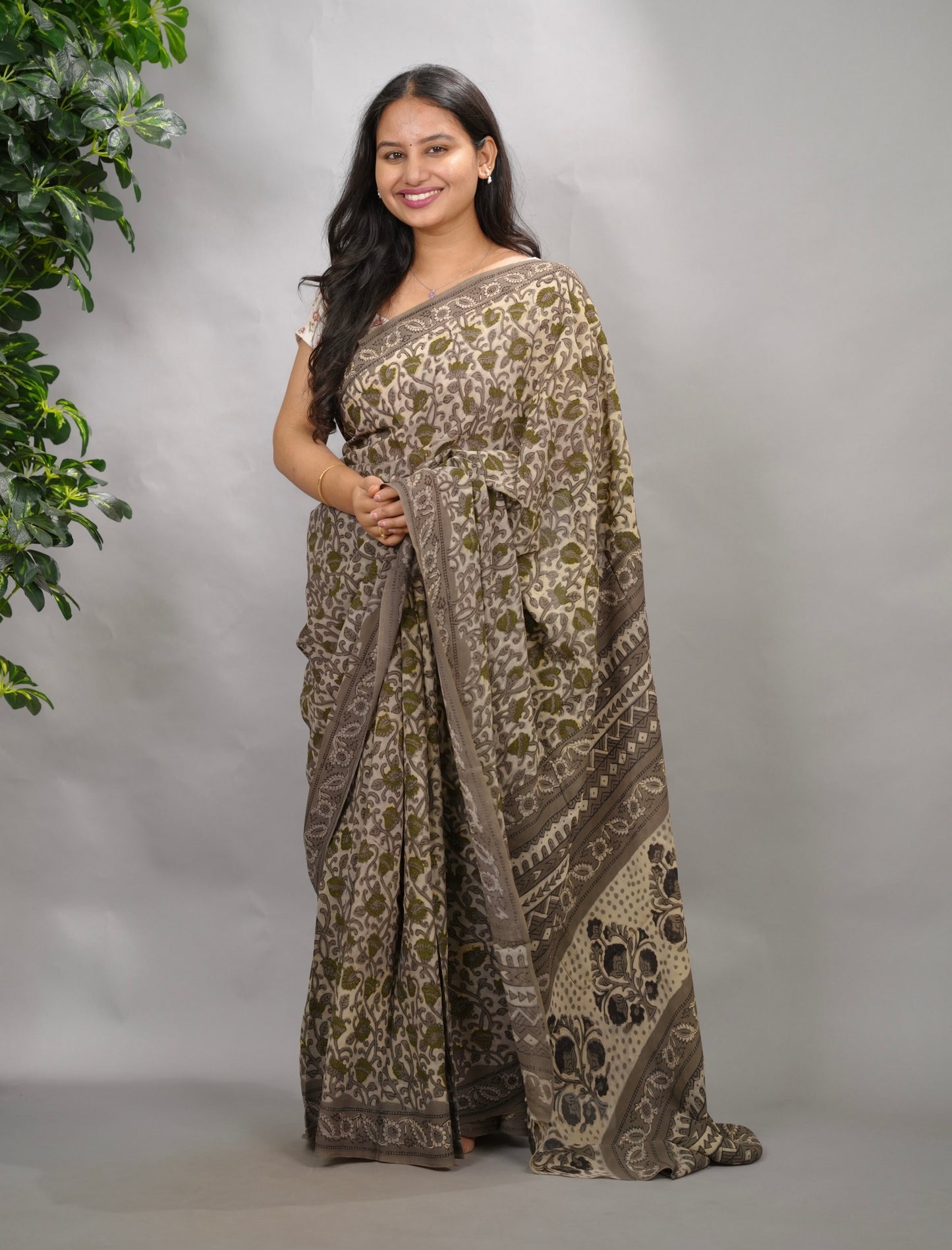 Grey Georgette Hand Block Printed Saree| Looms & Tassels