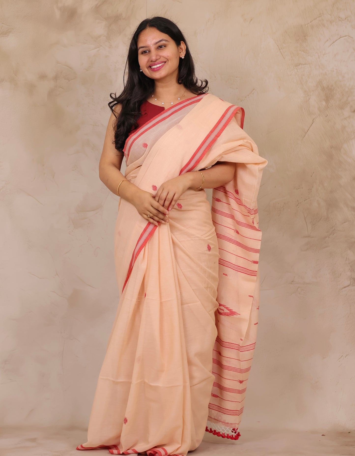 Cream Handwoven Malai Cotton Saree| Looms & Tassels