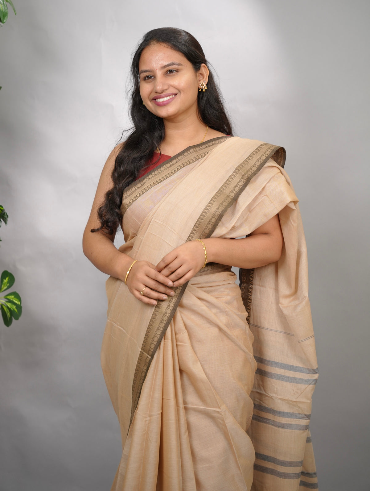 Sand Beige Narayanpet Cotton Saree | Looms & Tassels