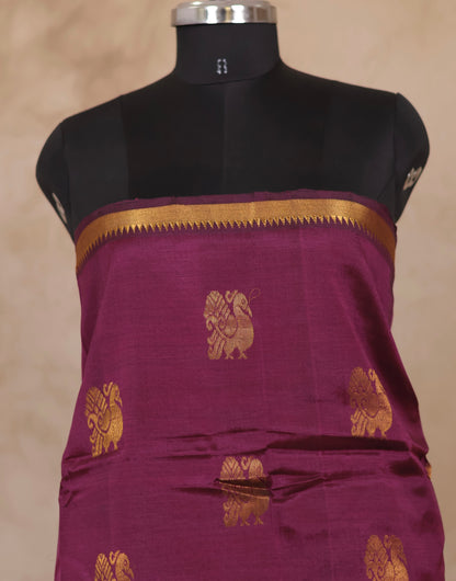 Mangalagiri Handloom Top Material | Looms & Tassels