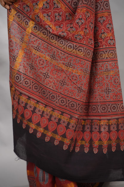 Maroon Ajrakh Hand Block Printed Sungudi Cotton Saree | Looms & Tassels