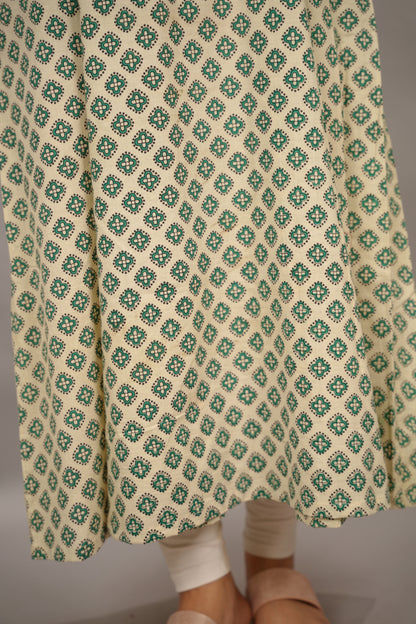 Cream Pure Mul Cotton Kali Kurta with Chudi Sleeves | Looms & Tassels