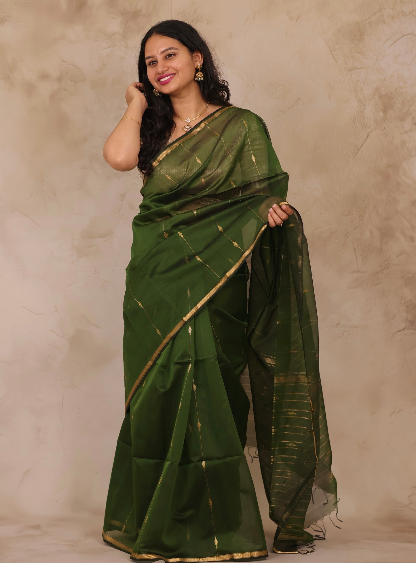 Green Handloom Maheswari Silk Cotton Sarees | Looms & Tassels