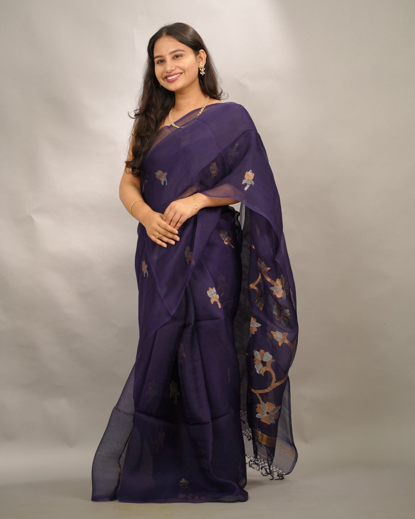 Blue Handloom Muslin Silk Saree With jamdhani weaving | Looms & Tassels
