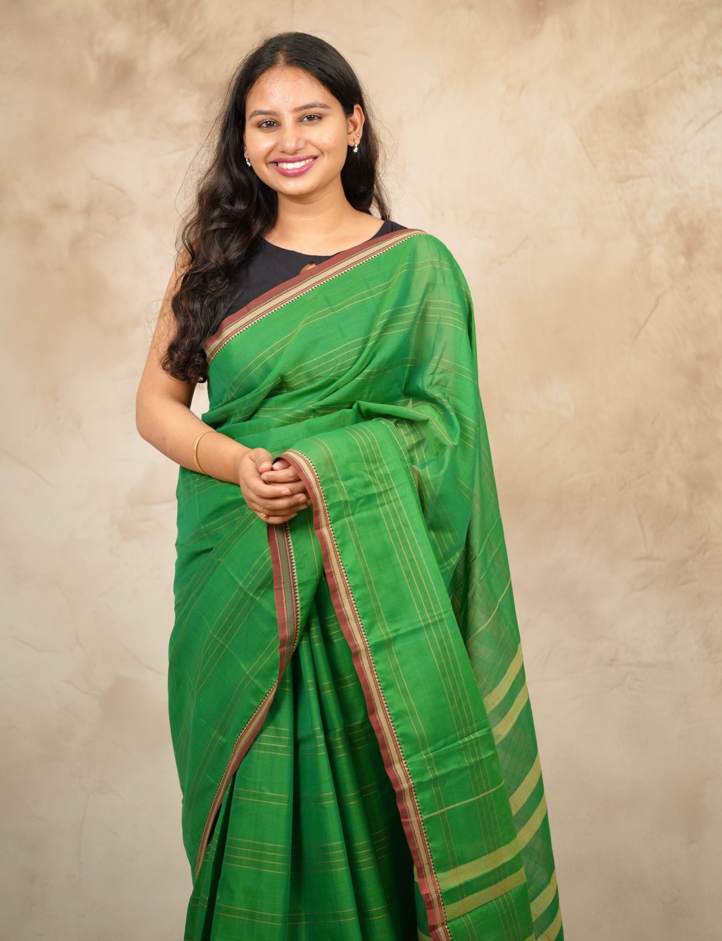 Parrot Green Narayanpet Cotton Saree lines weaving | Looms & Tassels