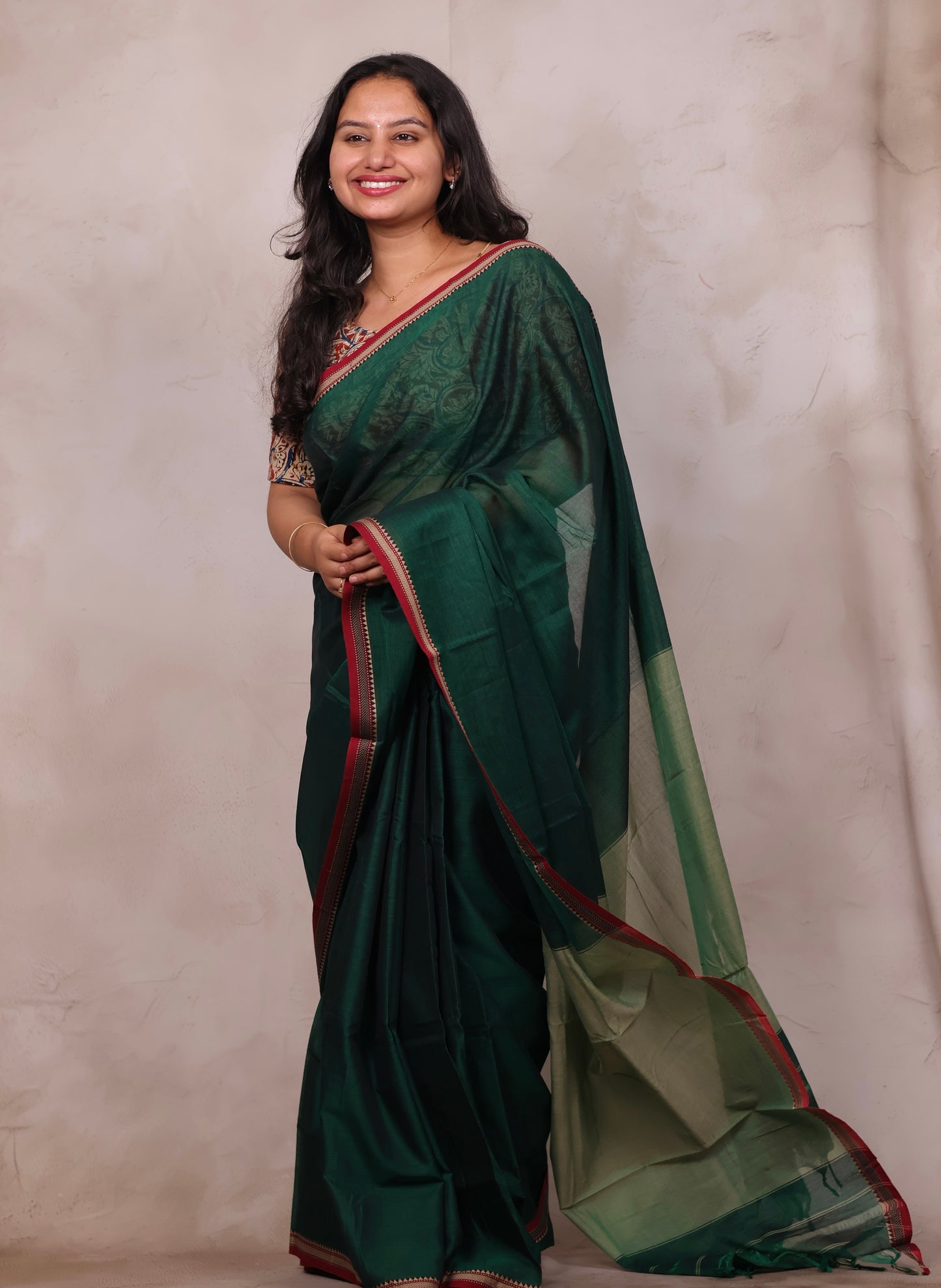 Bottle Green Narayanpet Cotton Saree | Looms & Tassels