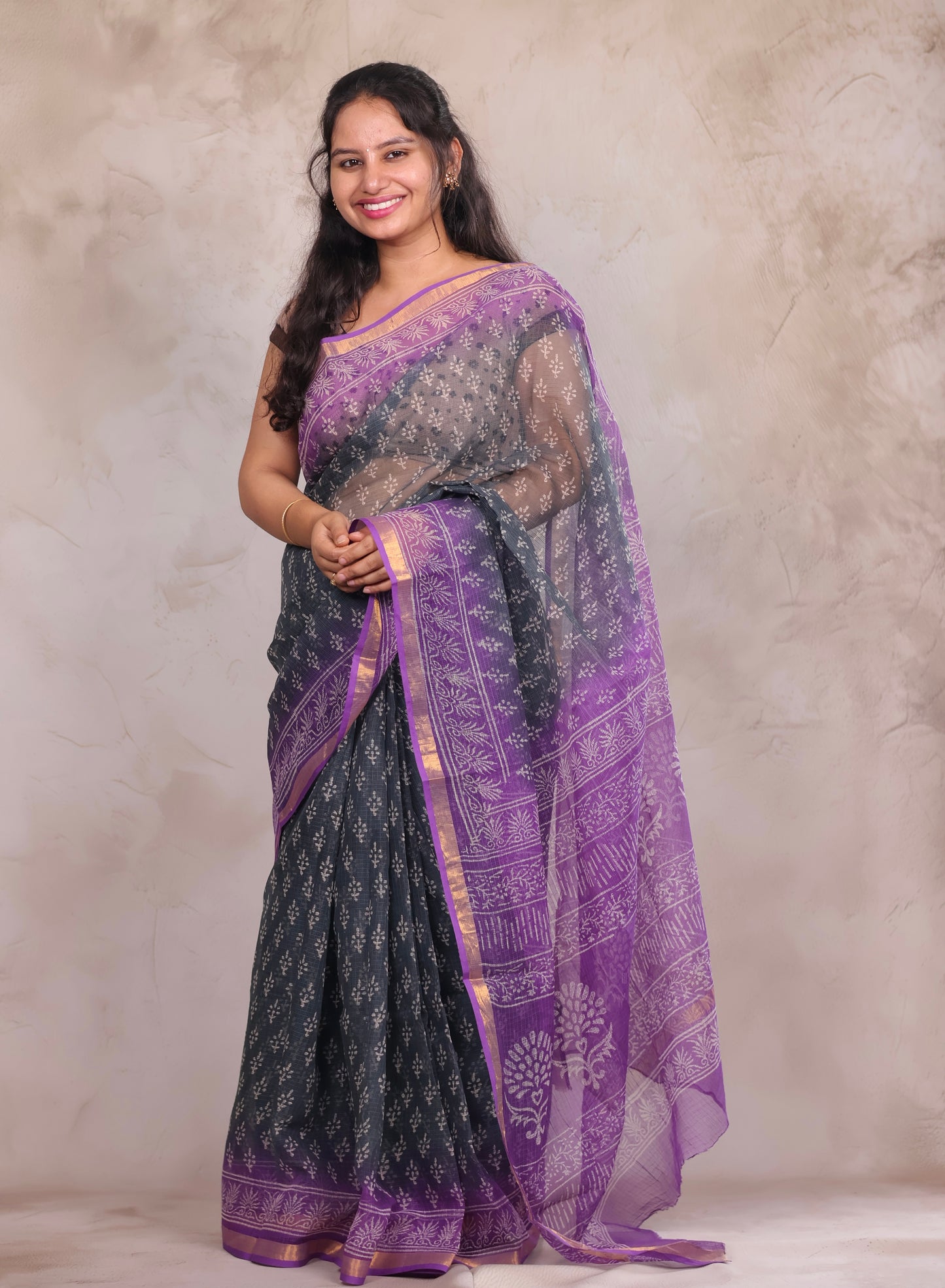 Ash And Dark Lavender Dual Shade Pure Kota Doria Saree with Bagru Handblock Prints | Looms & Tassels