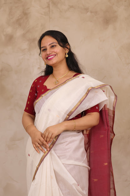 White & Maroon Handloom Maheswari Silk Cotton Sarees | Looms & Tassels