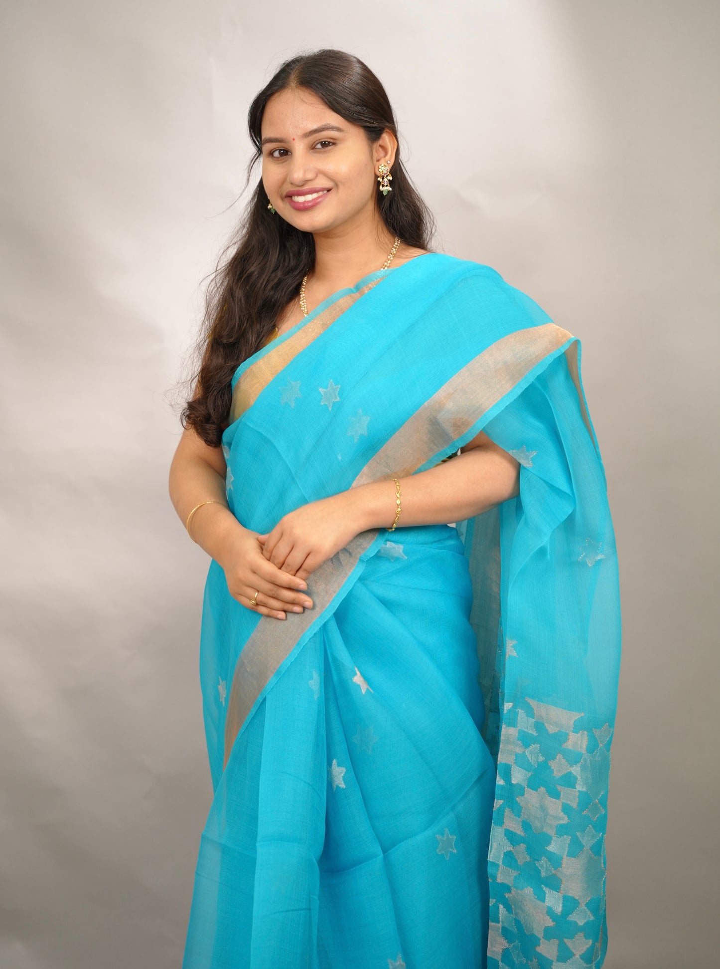 Sky Blue Handloom Muslin Silk Saree With jamdhani weaving | Looms & Tassels