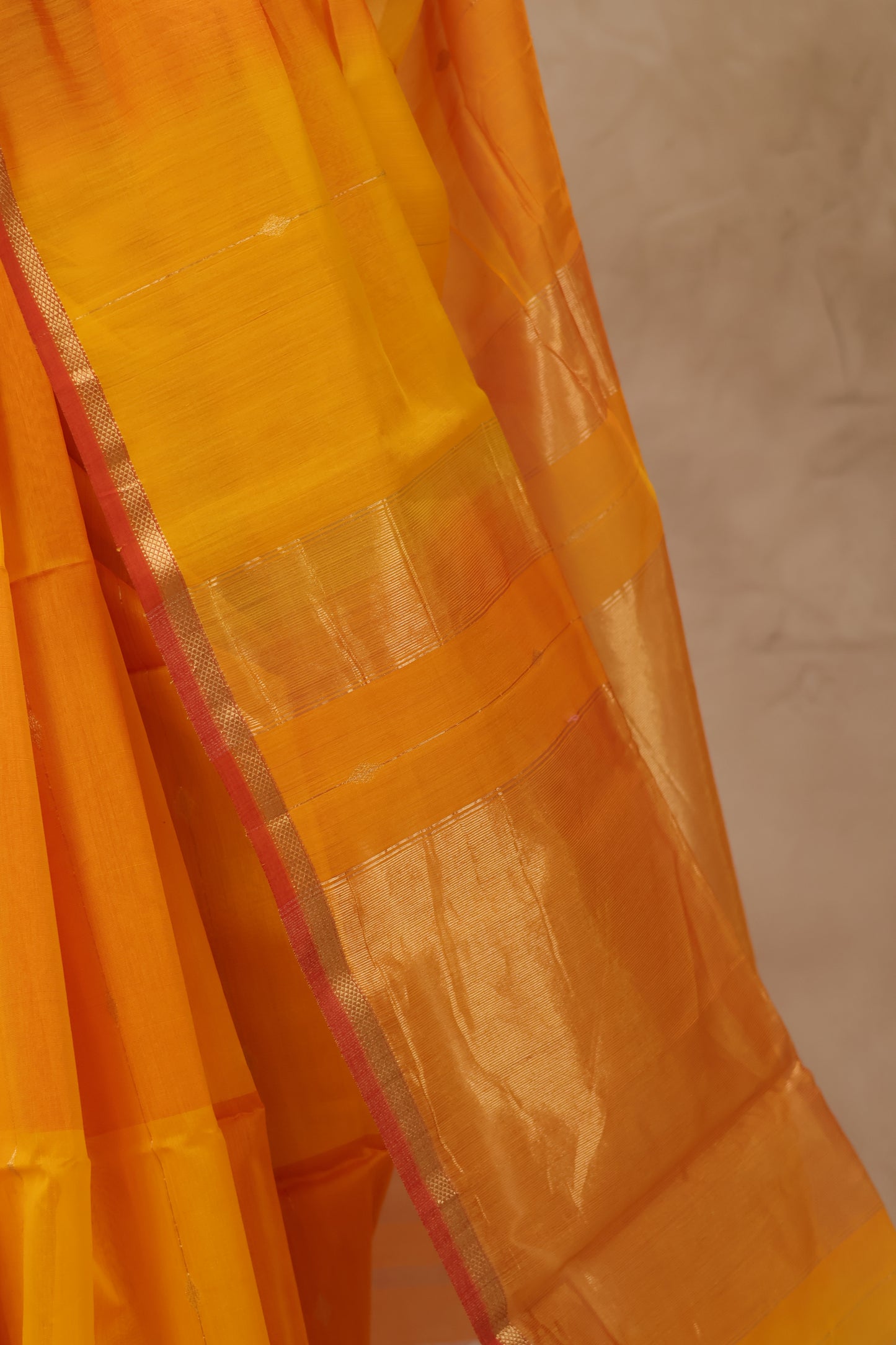 Yellow Dual Tone Handloom Maheswari Silk Cotton Sarees | Looms & Tassels