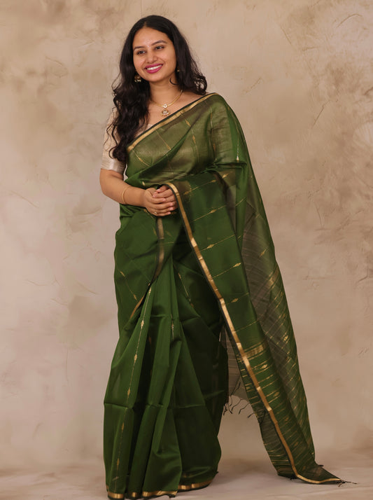 Green Handloom Maheswari Silk Cotton Sarees | Looms & Tassels