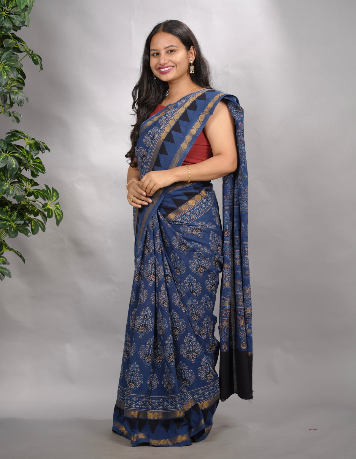 Indigo Ajrakh Hand Block Printed Sungudi Cotton Saree | Looms & Tassels